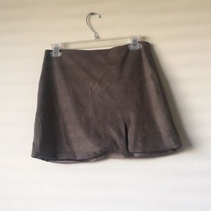 Olivaceous Olive mini skirt